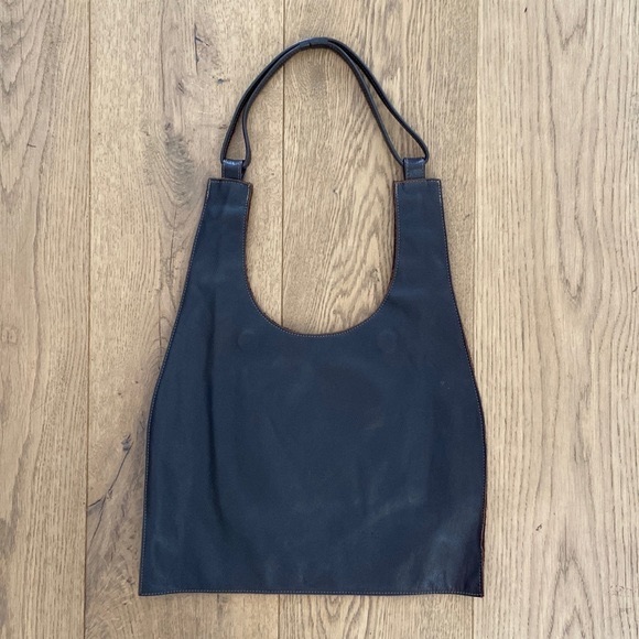 Lily & Lola Shoulder Bag - Picture 2 of 10